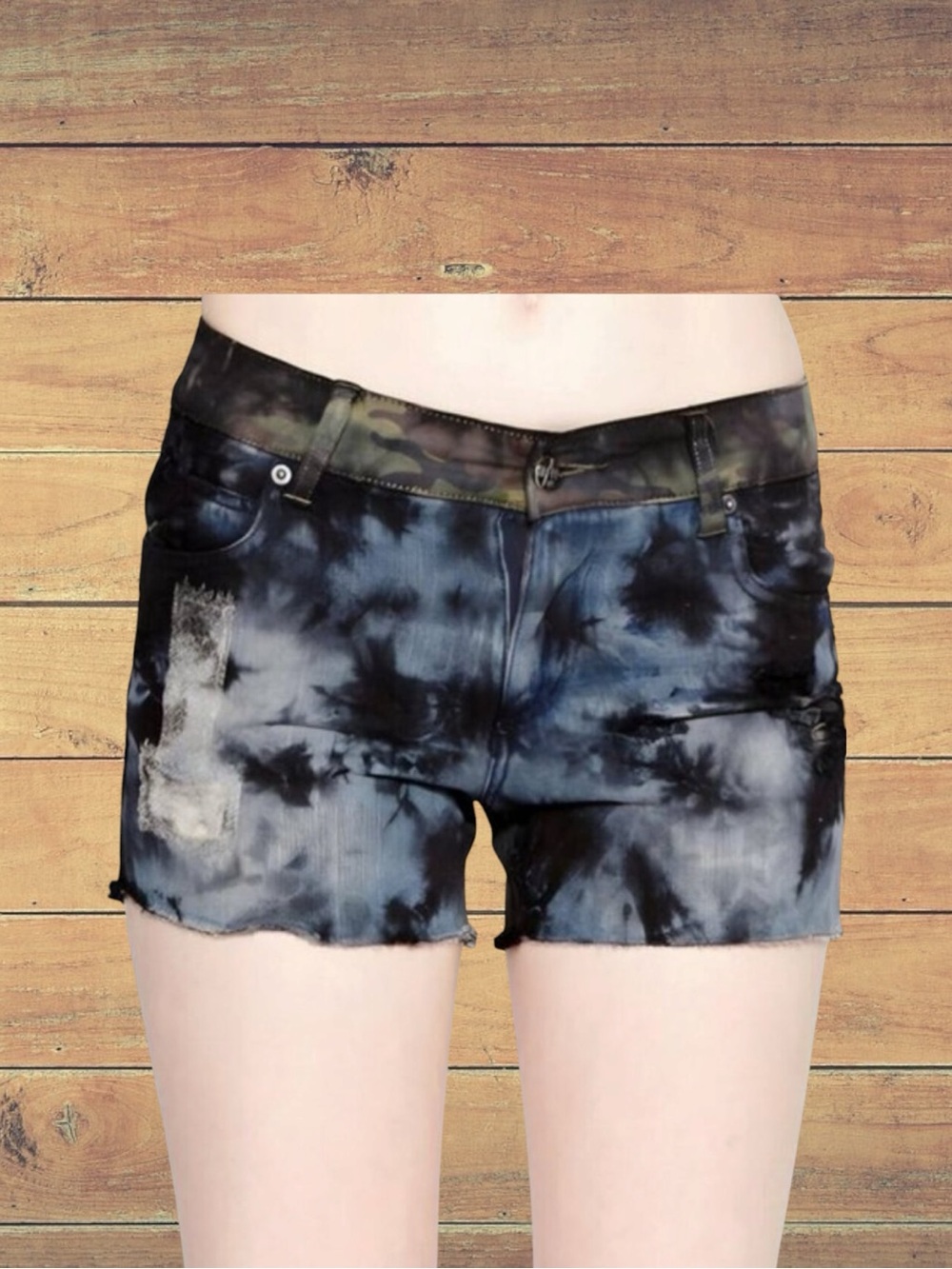 Tripp NYC Black & Blue Tie-Dye and Camouflage Deconstructed Denim Shorts 25 NWT - Picture 10 of 13